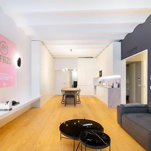  Apartment Whome | Ls48 Prime Location Upscale Family